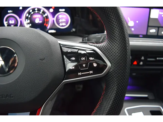 Volkswagen Golf 2.0 TSI GTI 2022 Benzine 14