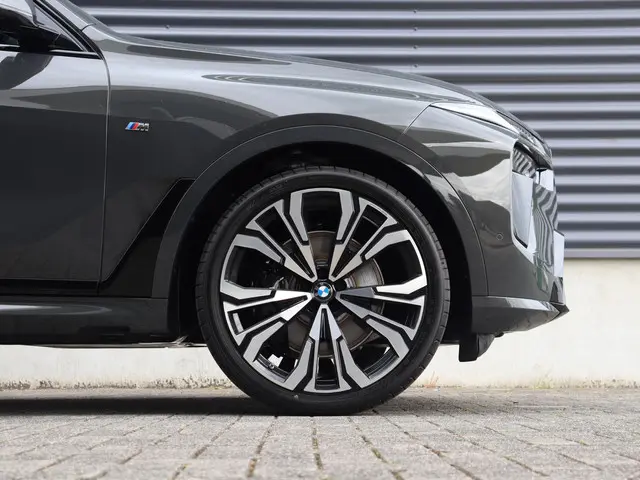 BMW X7 xDrive40i 2025 Benzine 6