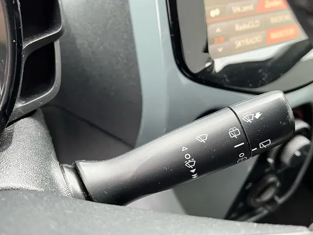 Toyota Aygo 1.0 VVT-i x-play 5-deurs 2018 Benzine 19