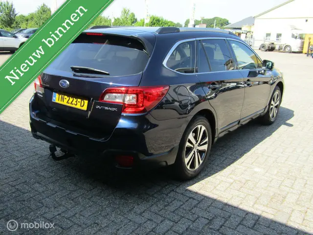 Subaru Outback 2.5i Premium 2018 Benzine 6