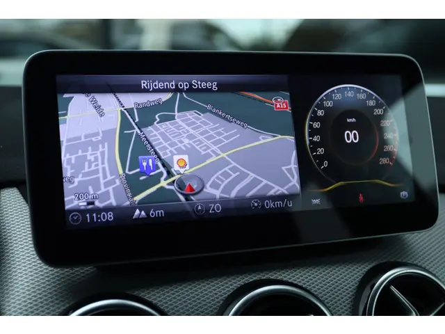 Mercedes-Benz B-Klasse 180 AMBITION 2016 Benzine 26