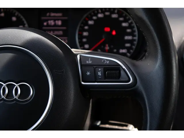 Audi A1 Sportback 1.2 TFSI Admired 2013 Benzine 28