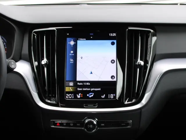 Volvo V60 2.0 B3 Momentum Business 2022 Benzine 18