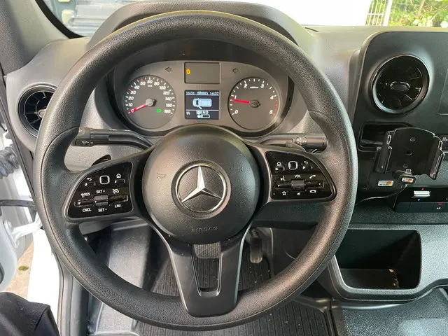 Mercedes-Benz Sprinter 317CDI wb433 L3 Aut. 2022 Diesel 17