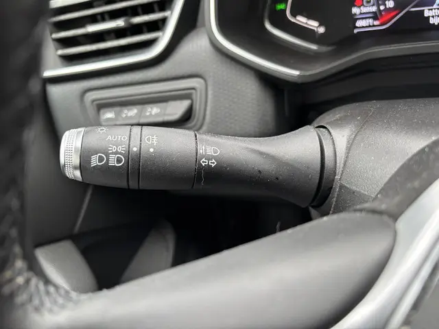 Renault Clio 1.0 TCe Intens 2021 Benzine 22