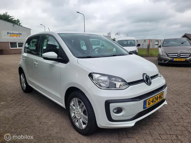 Volkswagen up! 1.0 BMT high up! clima,lm. 2019 Benzine 6