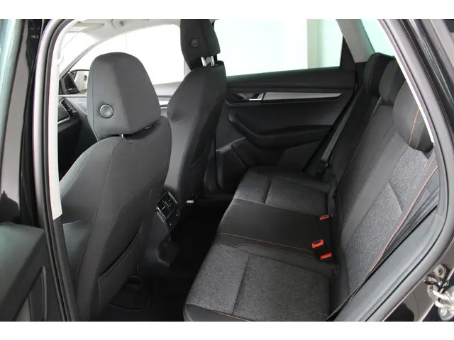 Škoda Karoq 1.0 TSI Ambition 2022 Benzine 9