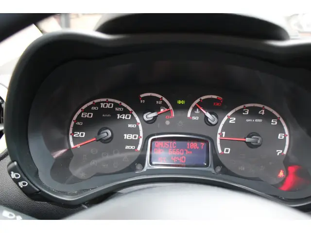 Ford Ka 1.2 Limited 2013 Benzine 14