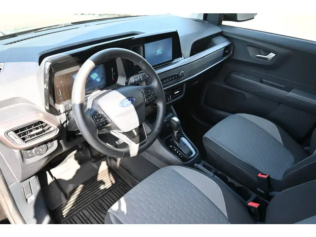 Ford Transit Courier 1.0i EcoBoost Limited 2024 Benzine 4
