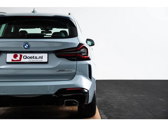 BMW X3 xDrive30e High Executive 2021 Hybride Benzine 38