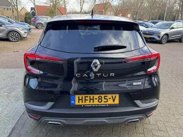 Renault Captur 1.3 mild hybrid 160 R.S. Line 2022 Benzine 6