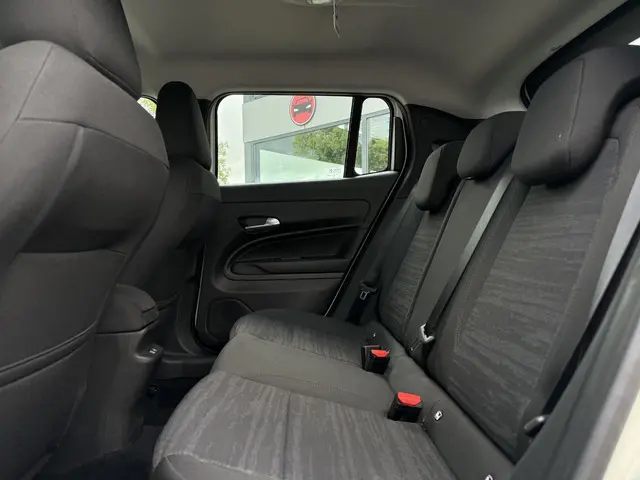 Jeep Avenger Longitude 54 kWh Aut. 2024 Elektrisch 16