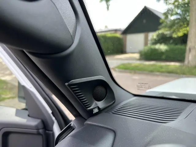 Toyota Land Cruiser 2.8 D-4D President 2025 Diesel 16