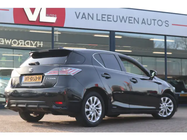 Lexus CT 200h 25th Edition 2015 Hybride Benzine 2