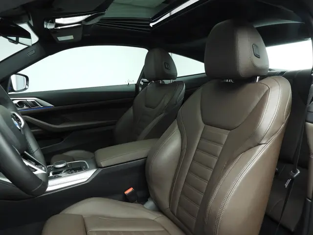 BMW 4 Serie Coupé 420i 2025 Benzine 7