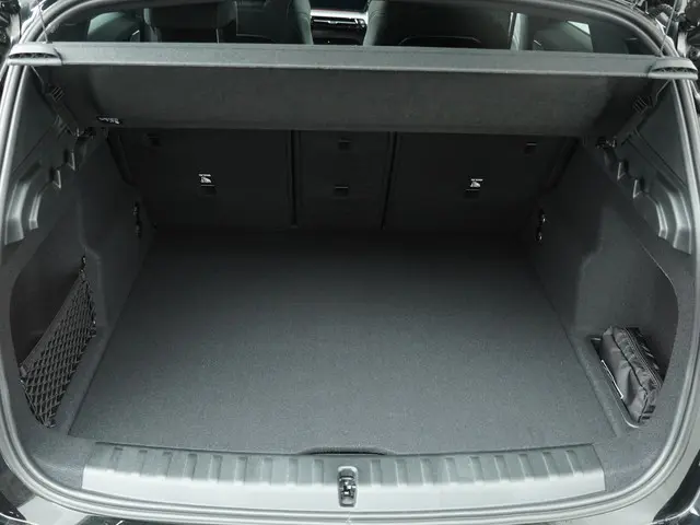 BMW X1 xDrive23i 2026 Benzine 25