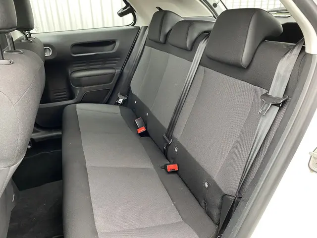 Citroën C4 Cactus 1.2 PureTech Feel 2015 Benzine 6