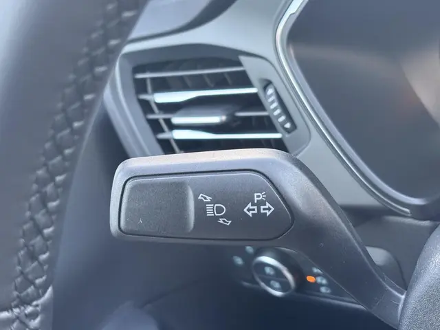 Ford Kuga 2.5 PHEV Titanium 2026 Hybride Benzine 22