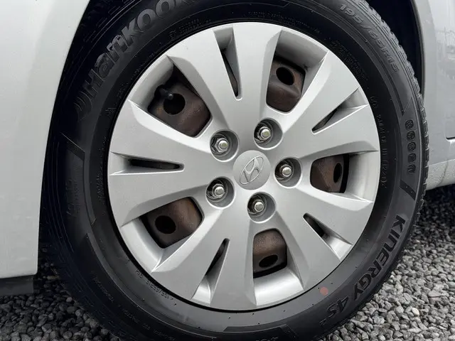 Hyundai ix20 1.4i i-Motion 2012 Benzine 25