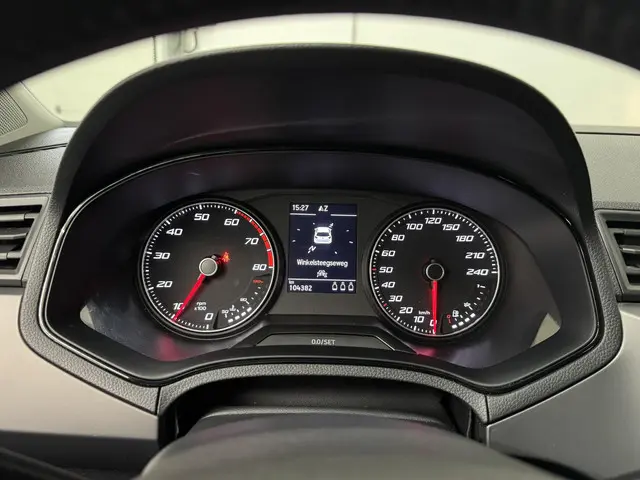 SEAT Ibiza 1.0 TSI Flex 2021 Benzine 21