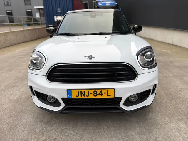 MINI Countryman 2