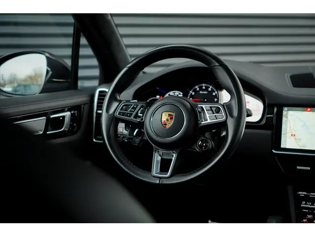 Porsche Cayenne 4.0 Turbo 2019 Benzine 6