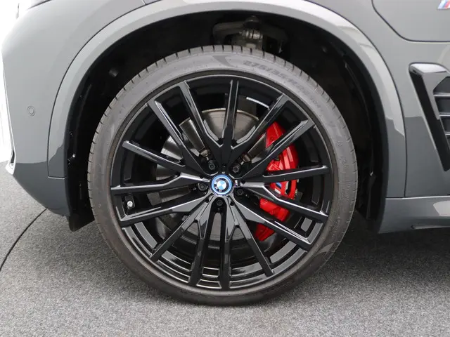 BMW X5 xDrive50e 2024 Hybride Benzine 8
