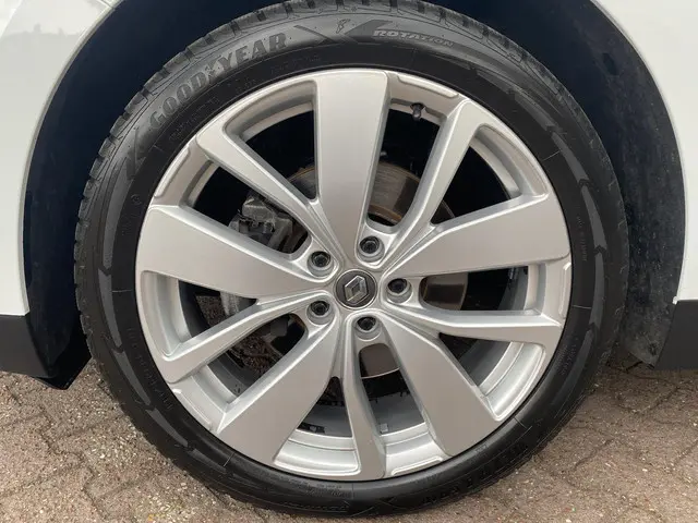 Renault Scénic 1.3 TCe Limited 2019 Benzine 3
