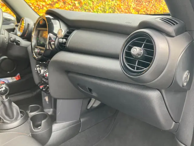 MINI One Mini 1.5 Chili. VERKOCHT 2018 Benzine 8