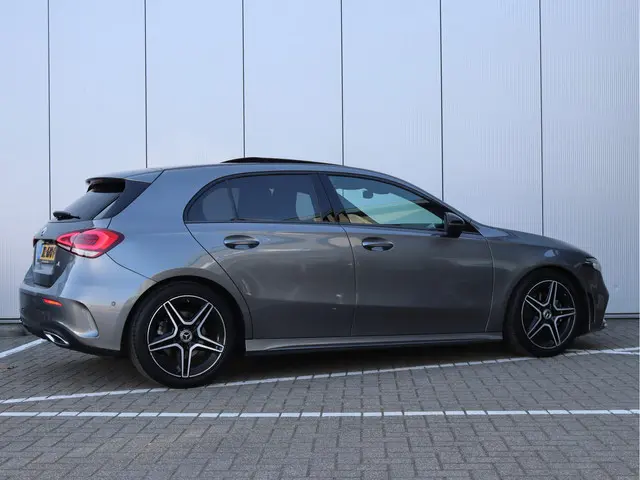 Mercedes-Benz A-Klasse 200 AMG-line 2019 Benzine 5