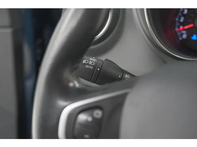 Renault Captur TCe 120 Intens 2017 Benzine 37