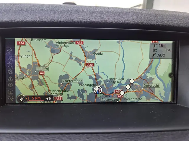 BMW X1 SDrive20i Chrome Line LEDER 2014 Benzine 22