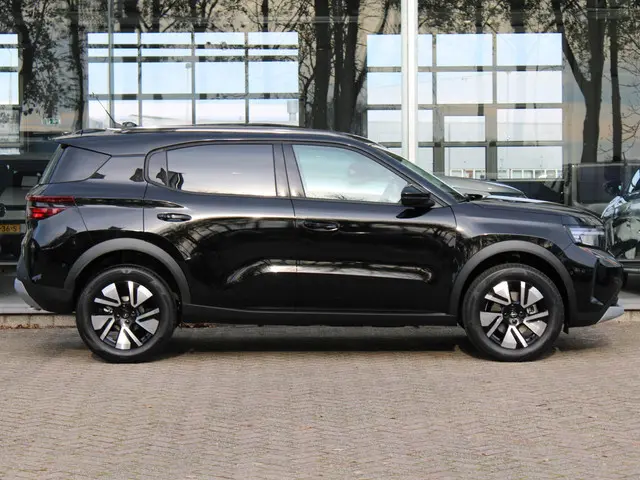 Opel Frontera 1.2 Turbo Hybrid GS 2025 Hybride Benzine 23