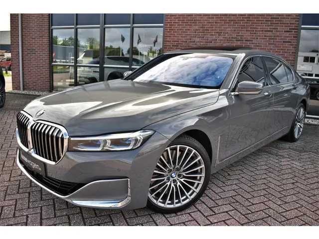 BMW 7 Serie M760Li xDrive 2019 Benzine 110