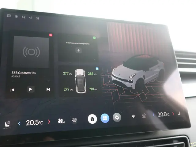 Lynk & Co 01 1.5 More 2026 Hybride Benzine 24