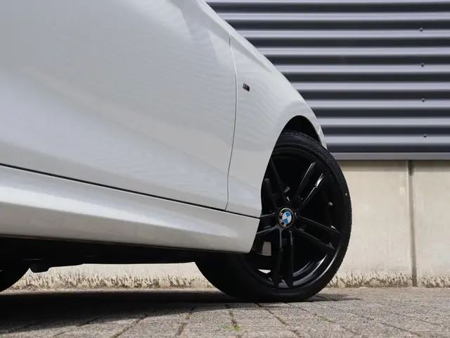 BMW 1 Serie 3-deurs 116i 2018 Benzine 7