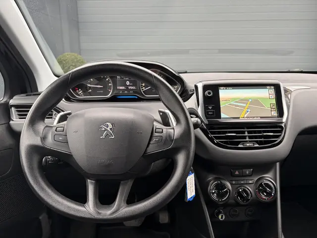 Peugeot 208 1.2 e-VTi Blue Lease 2013 Benzine 3