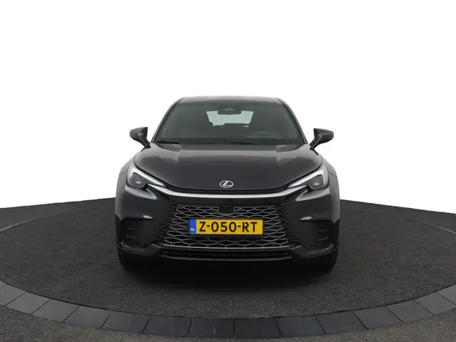 Lexus LBX 2WD 2024 Hybride Benzine 14