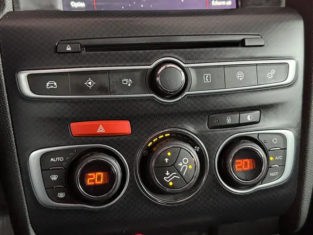 DS DS 4 Crossback 1.6 THP Chic 2016 Benzine 41