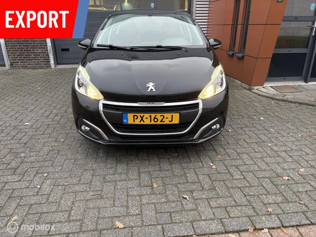 Peugeot 208 1.2 PureTech Active defect 2017 Benzine 7
