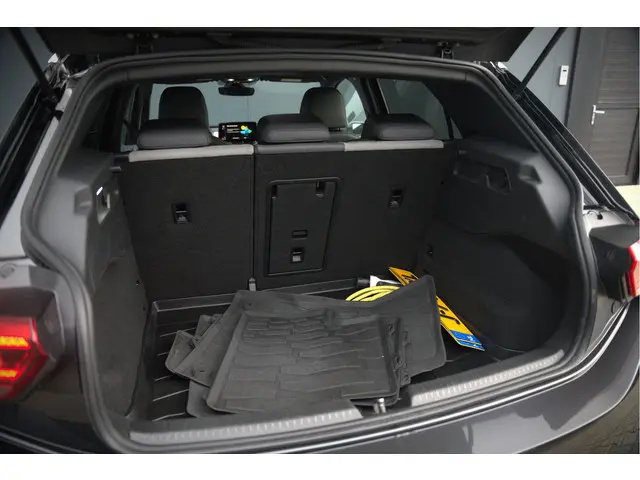 Volkswagen ID.3 First Plus 58 kWh 2020 Elektrisch 55