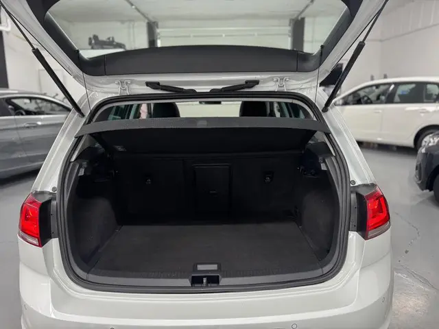 Volkswagen Golf 1.4 TSI ACT Highline 2013 Benzine 41