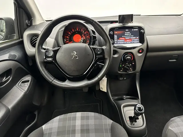 Peugeot 108 1.0 e-VTi Active 2019 Benzine 4