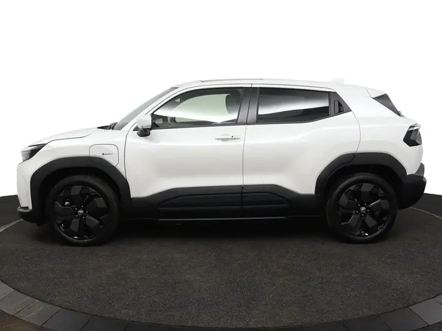 Toyota Urban Cruiser Executive 61 kWh 2026 Elektrisch 3