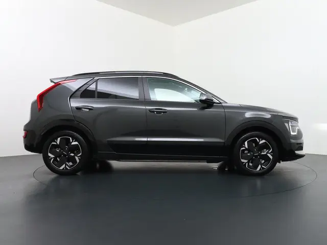Kia Niro EV ExecutiveLine 64.8 kWh 2023 Elektrisch 8