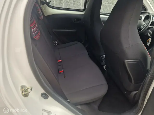 Citroën C1 1.0 e-VTi Airscape Feel 2017 Benzine 10