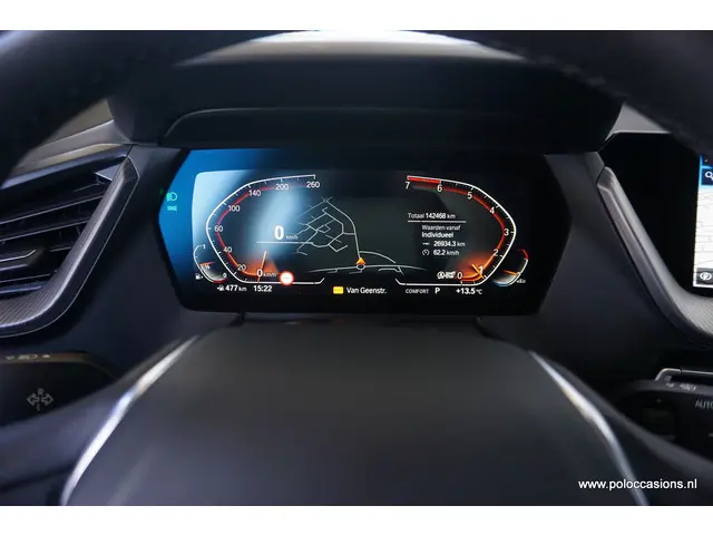 BMW 1 Serie 118i Sport-line 2020 Benzine 11