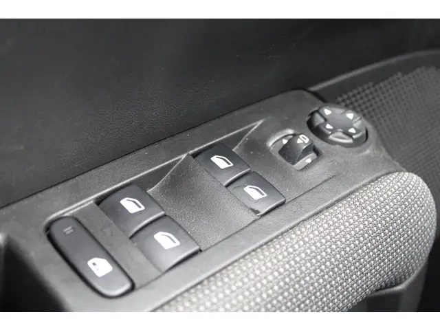 Citroën C3 Aircross 1.2 PureTech Feel 82PK 2018 Benzine 13