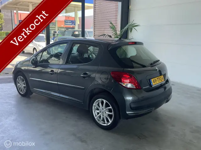Peugeot 207 3