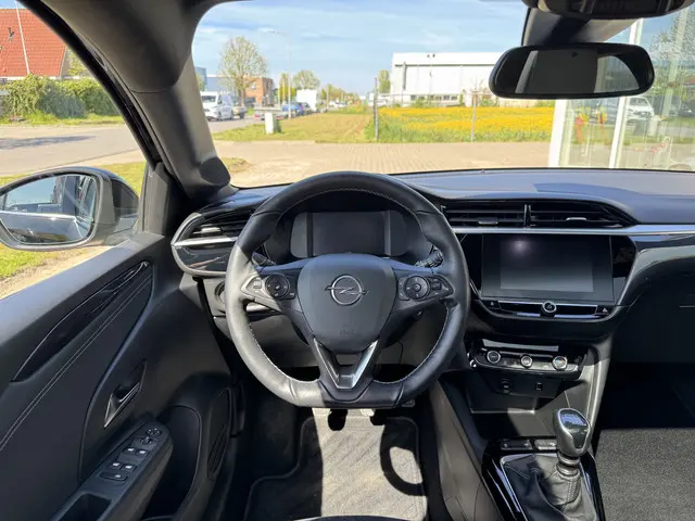 Opel Corsa 1.2 Level 4 2023 Benzine 15